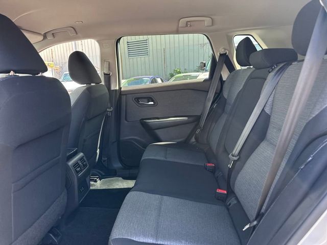 2022 Nissan Rogue AWD SV - 22916194 - 14