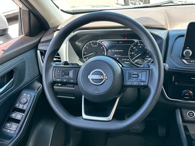 2022 Nissan Rogue AWD SV - 22916194 - 17