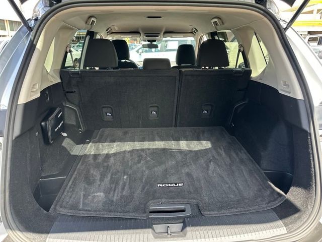 2022 Nissan Rogue AWD SV - 22916194 - 19
