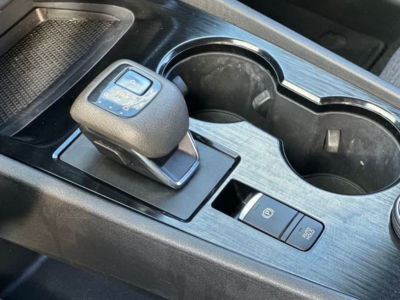 2022 Nissan Rogue AWD SV - 22934470 - 18