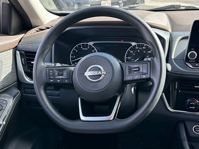 2022 Nissan Rogue AWD SV - 22939101 - 17