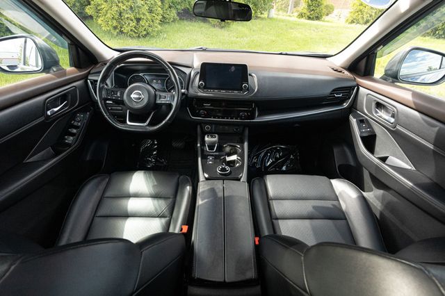 2022 Nissan Rogue AWD SV - 22844266 - 24