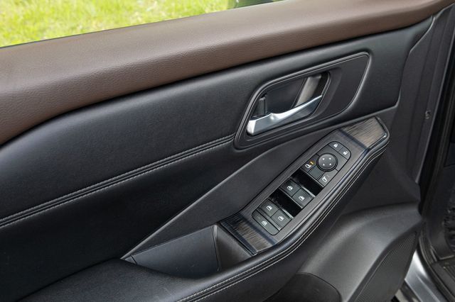 2022 Nissan Rogue AWD SV - 22844266 - 44