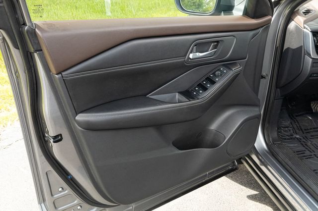 2022 Nissan Rogue AWD SV - 22844266 - 45