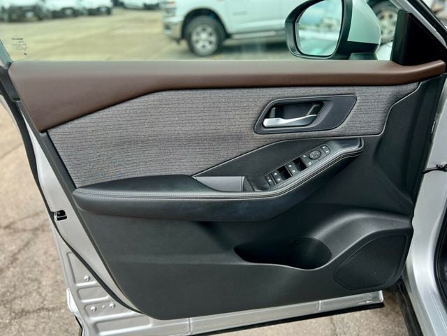 2022 Nissan Rogue AWD SV - 23027294 - 10