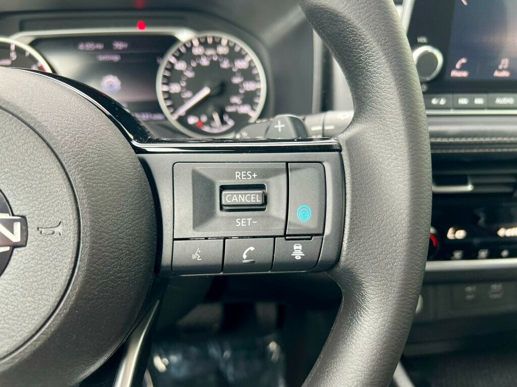 2022 Nissan Rogue AWD SV - 23027294 - 17