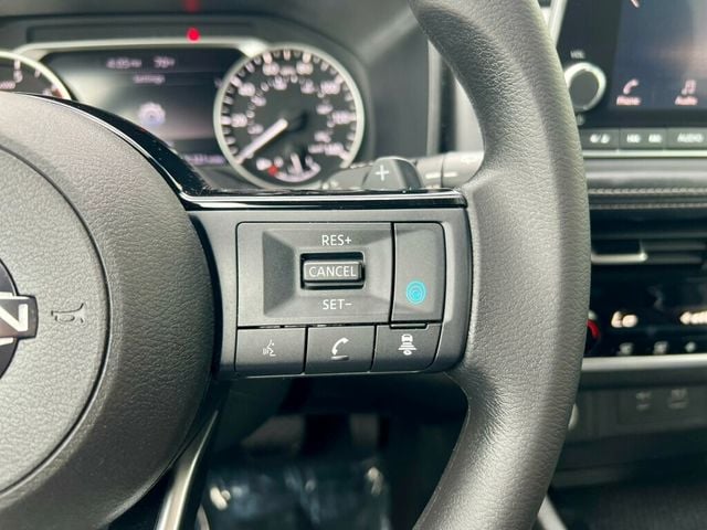 2022 Nissan Rogue AWD SV - 23027294 - 17