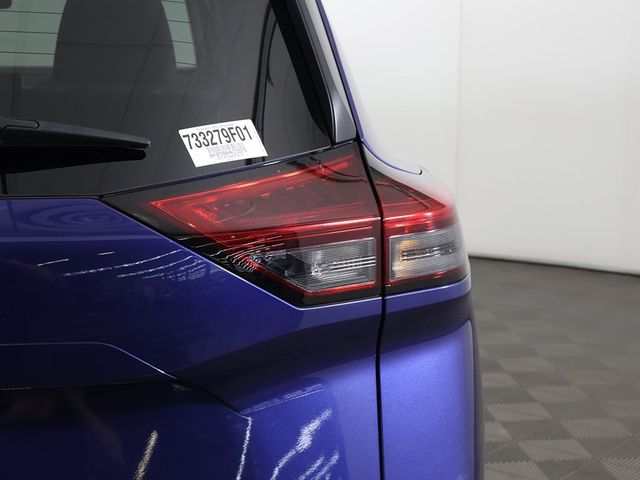 2022 Nissan Rogue AWD SV - 22941799 - 13