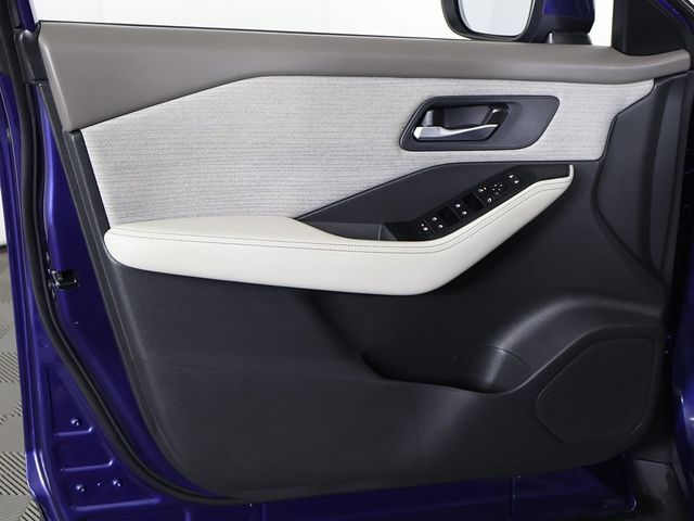 2022 Nissan Rogue AWD SV - 22941799 - 19