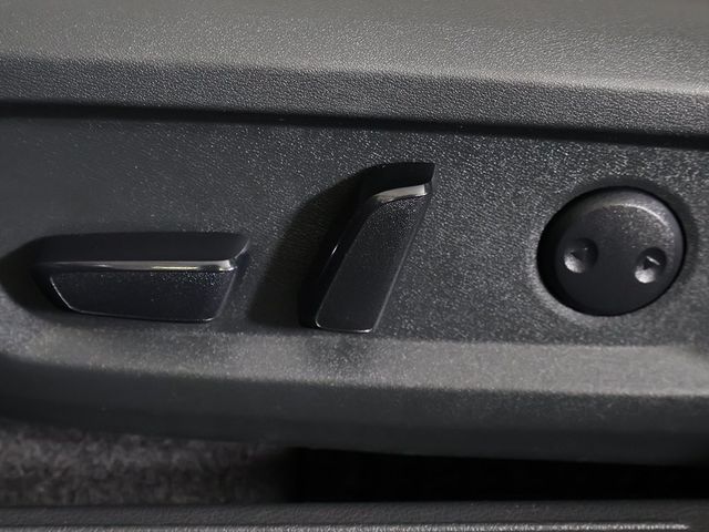 2022 Nissan Rogue AWD SV - 22941799 - 28