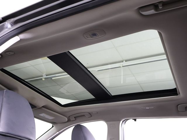 2022 Nissan Rogue AWD SV - 22935636 - 19