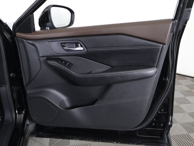 2022 Nissan Rogue AWD SV - 22935636 - 23