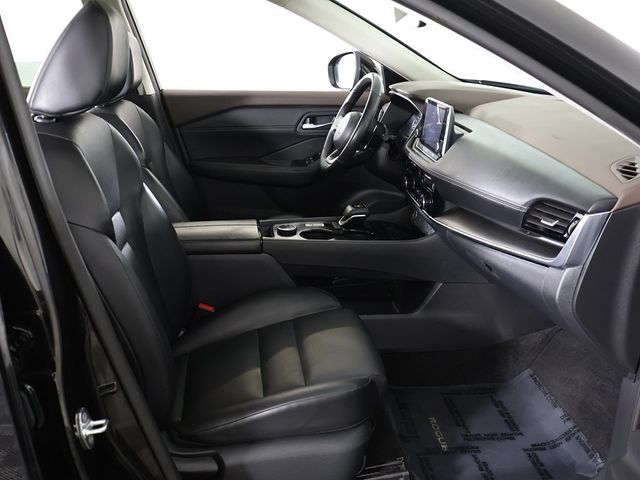 2022 Nissan Rogue AWD SV - 22935636 - 29