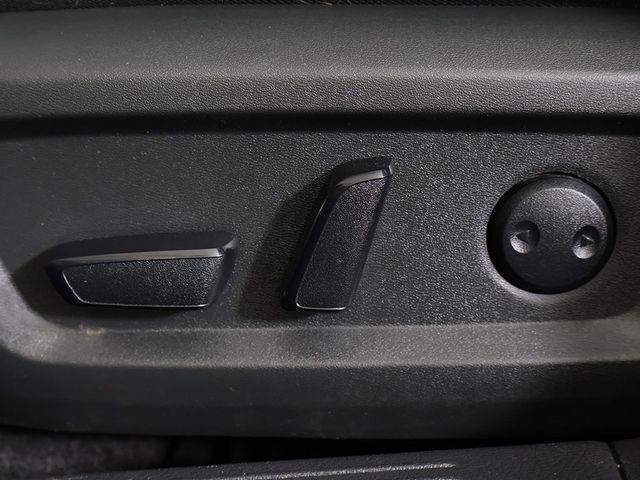 2022 Nissan Rogue AWD SV - 22935636 - 32