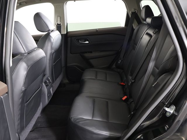 2022 Nissan Rogue AWD SV - 22935636 - 33