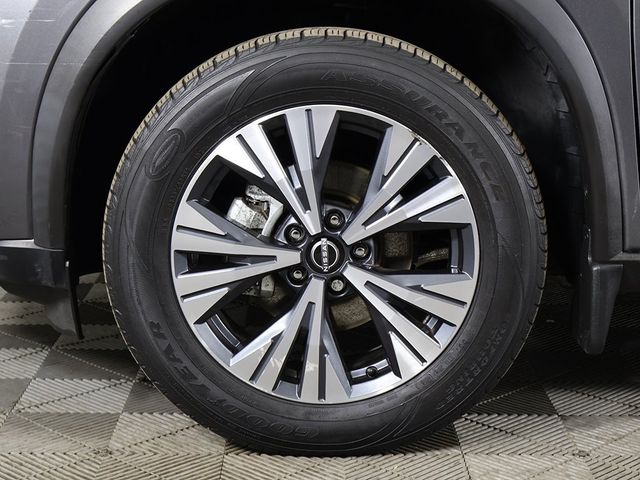 2022 Nissan Rogue AWD SV - 22955177 - 23