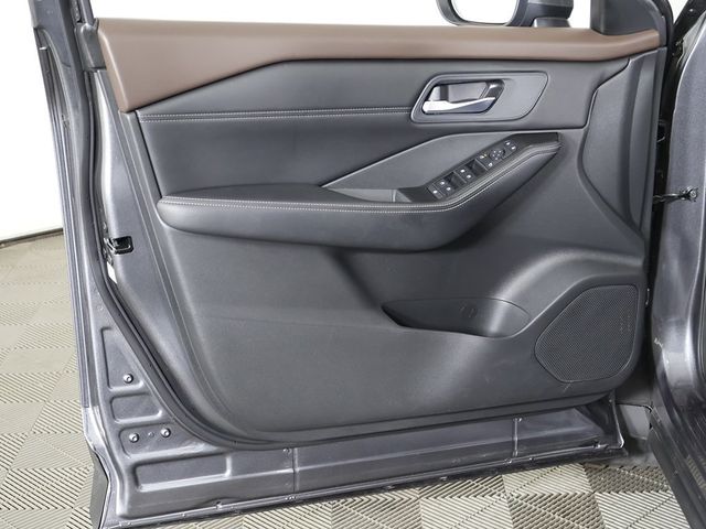 2022 Nissan Rogue AWD SV - 22955177 - 24