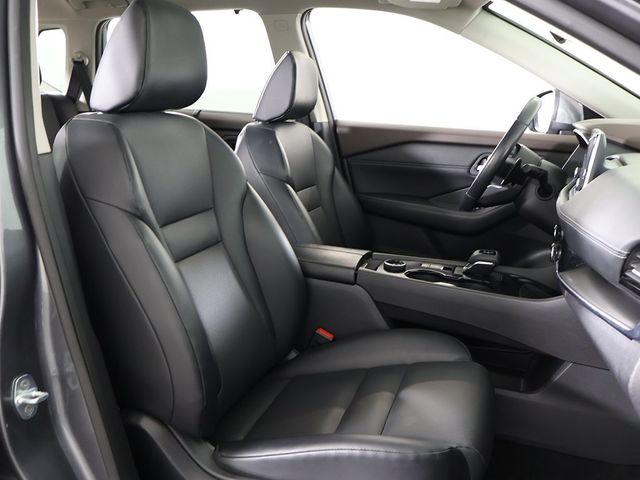 2022 Nissan Rogue AWD SV - 22955177 - 31