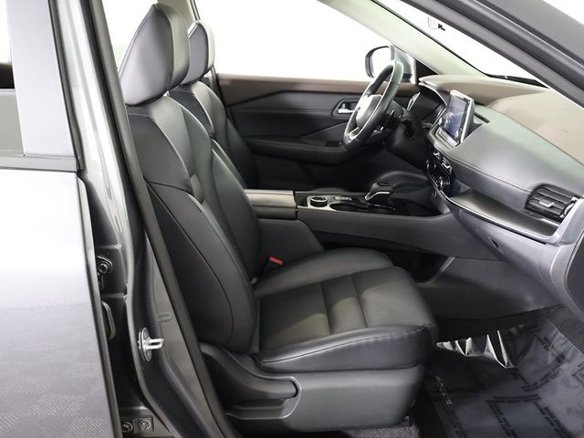 2022 Nissan Rogue AWD SV - 22955177 - 33