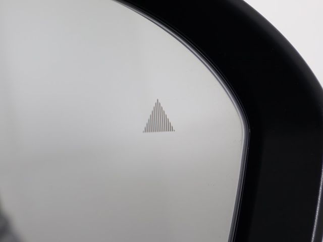 2022 Nissan Rogue AWD SV - 22955177 - 38