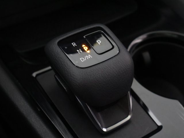 2022 Nissan Rogue AWD SV - 22955177 - 52