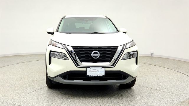 2022 Nissan Rogue AWD SV w/ Illuminated Kick Plates - 23023489 - 1
