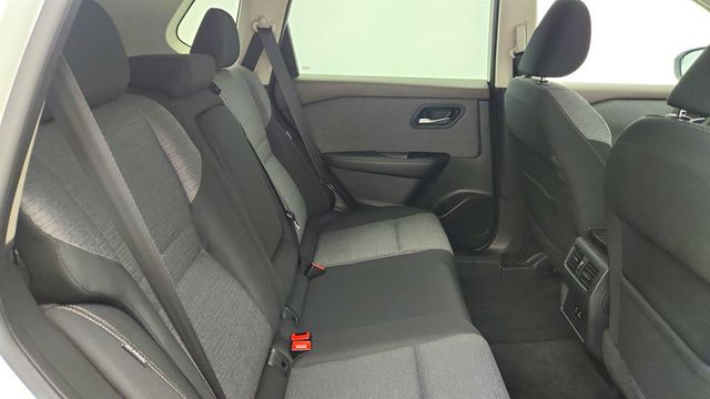 2022 Nissan Rogue AWD SV w/ Illuminated Kick Plates - 23023489 - 20