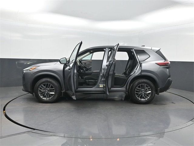 2022 Nissan Rogue FWD S - 22955427 - 40
