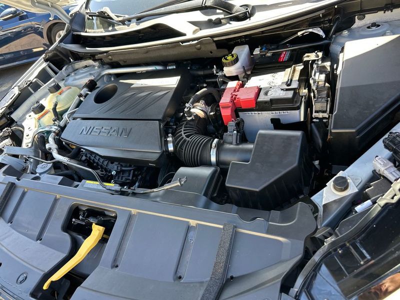 2022 Nissan Rogue FWD SV - 22952151 - 20