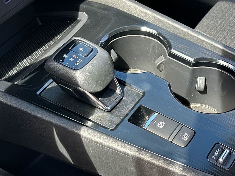 2022 Nissan Rogue FWD SV - 22986670 - 18