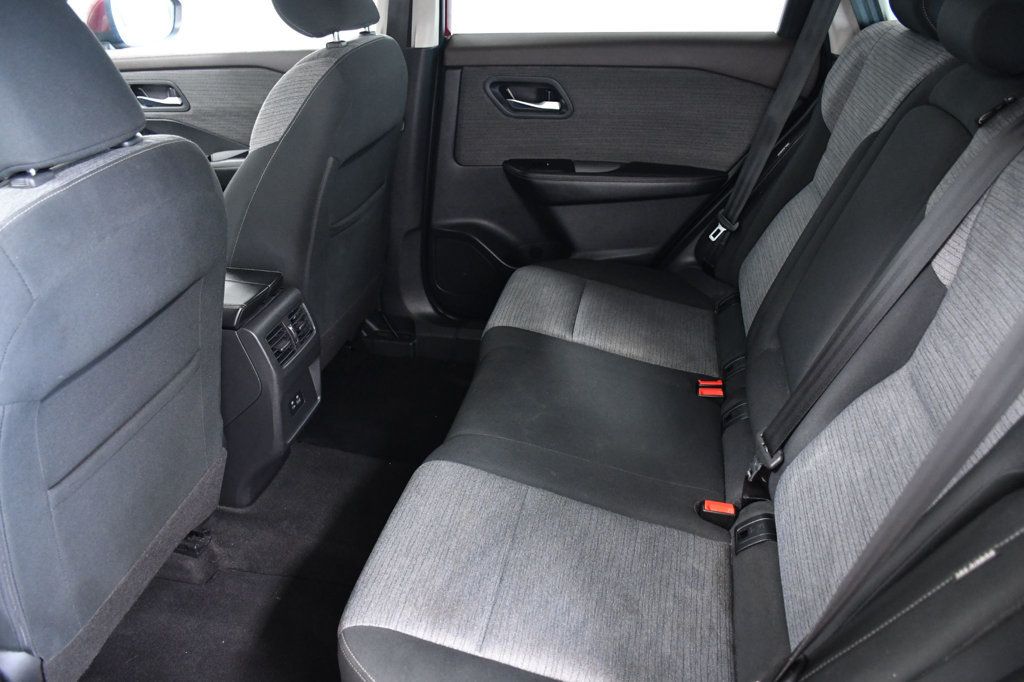 2022 Nissan Rogue FWD SV - 22984032 - 9