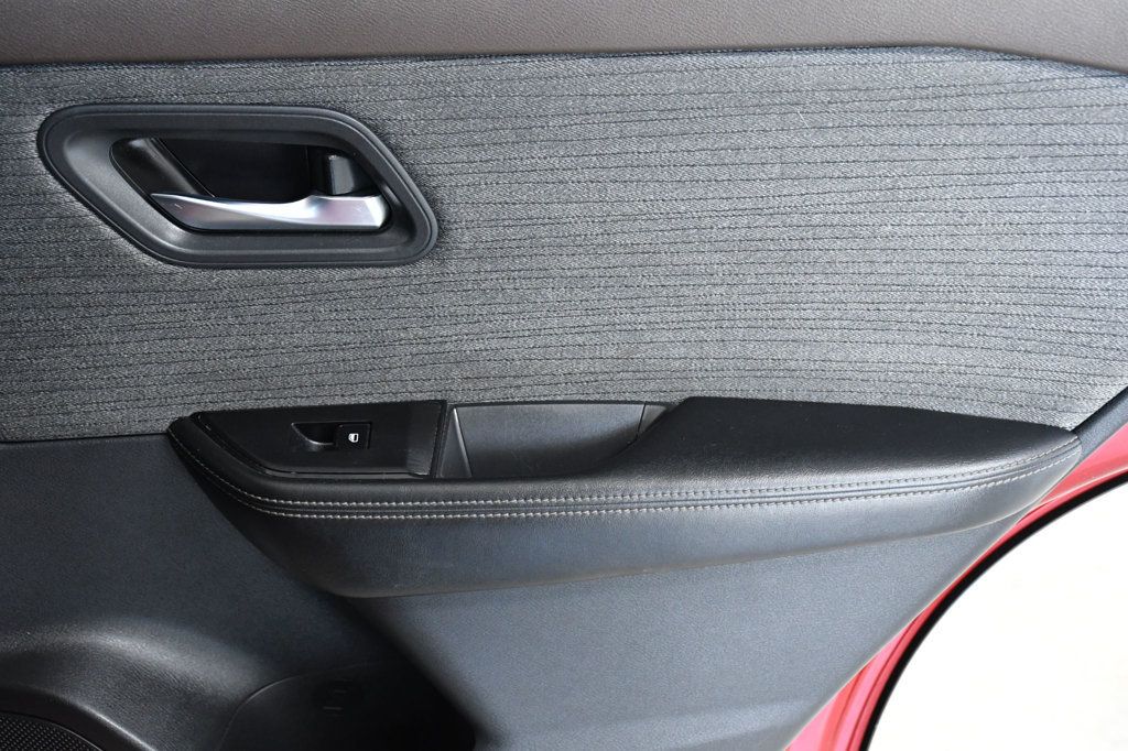 2022 Nissan Rogue FWD SV - 22984032 - 14