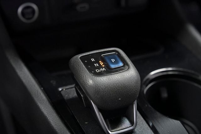 2022 Nissan Rogue FWD SV - 23028796 - 25