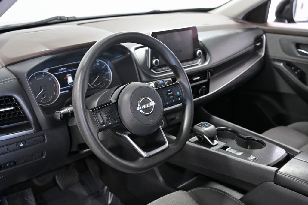 2022 Nissan Rogue FWD SV - 23028796 - 7