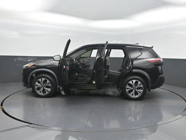 2022 Nissan Rogue FWD SV - 23069232 - 32
