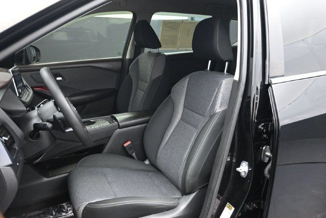 2022 Nissan Rogue FWD SV - 23069232 - 4