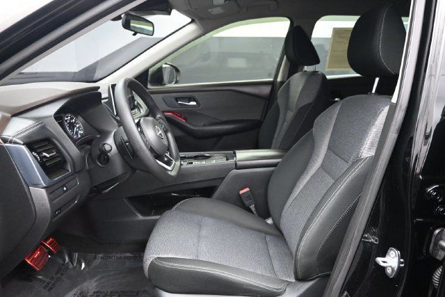 2022 Nissan Rogue FWD SV - 23069232 - 5