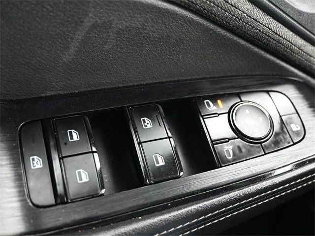 2022 Nissan Rogue FWD SV - 22957443 - 32