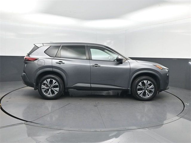 2022 Nissan Rogue FWD SV - 22957443 - 37