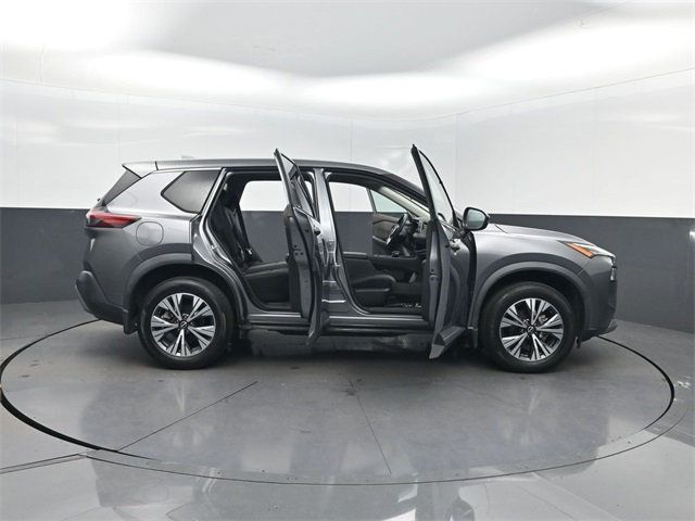 2022 Nissan Rogue FWD SV - 22957443 - 41