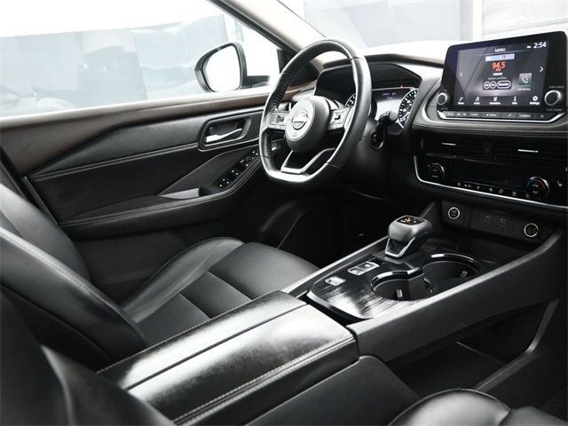 2022 Nissan Rogue FWD SV - 22979069 - 19