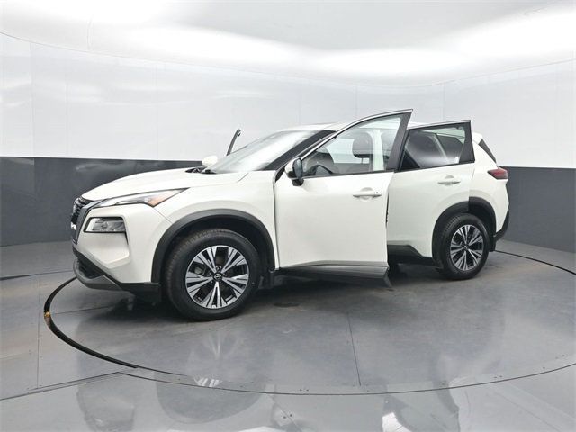 2022 Nissan Rogue FWD SV - 22979069 - 37