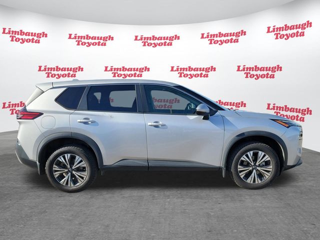 2022 Nissan Rogue FWD SV - 22934839 - 21