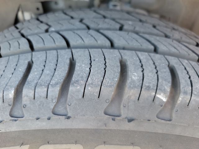 2022 Nissan Rogue FWD SV - 22934839 - 26