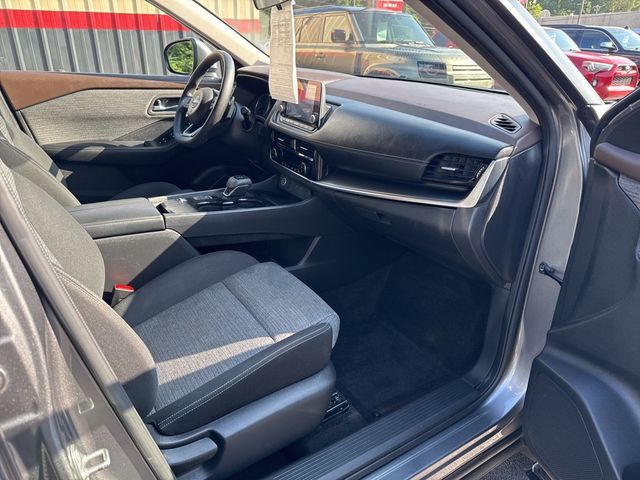 2022 Nissan Rogue FWD SV - 22892583 - 11