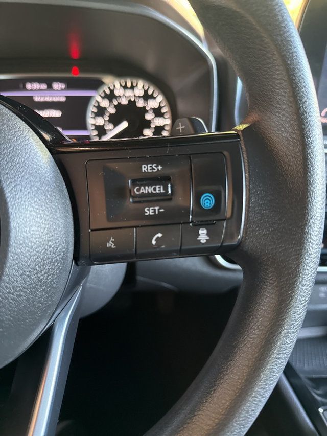2022 Nissan Rogue FWD SV - 22892583 - 26