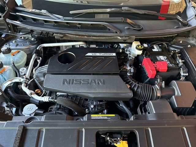 2022 Nissan Rogue FWD SV - 22892583 - 32