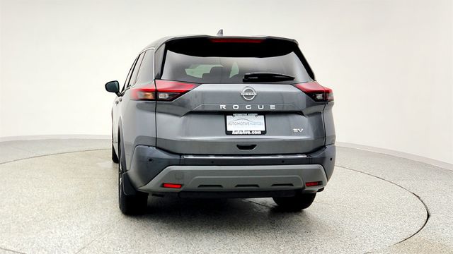 2022 Nissan Rogue FWD SV - 22966730 - 5
