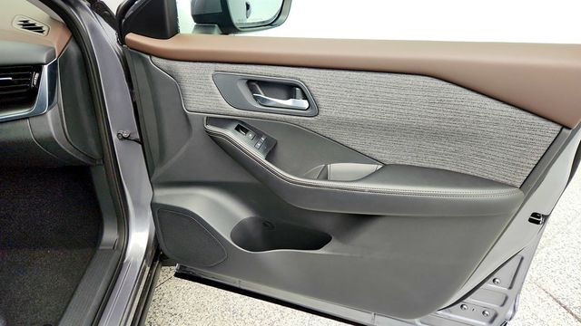 2022 Nissan Rogue SV - 22966730 - 24