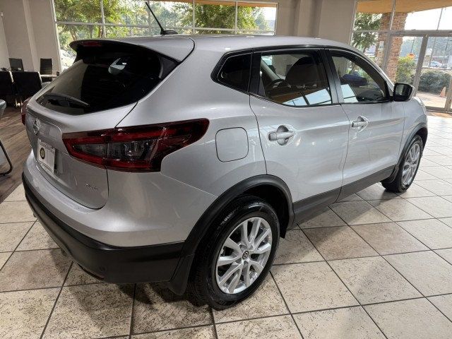 2022 Nissan Rogue Sport S photo 4